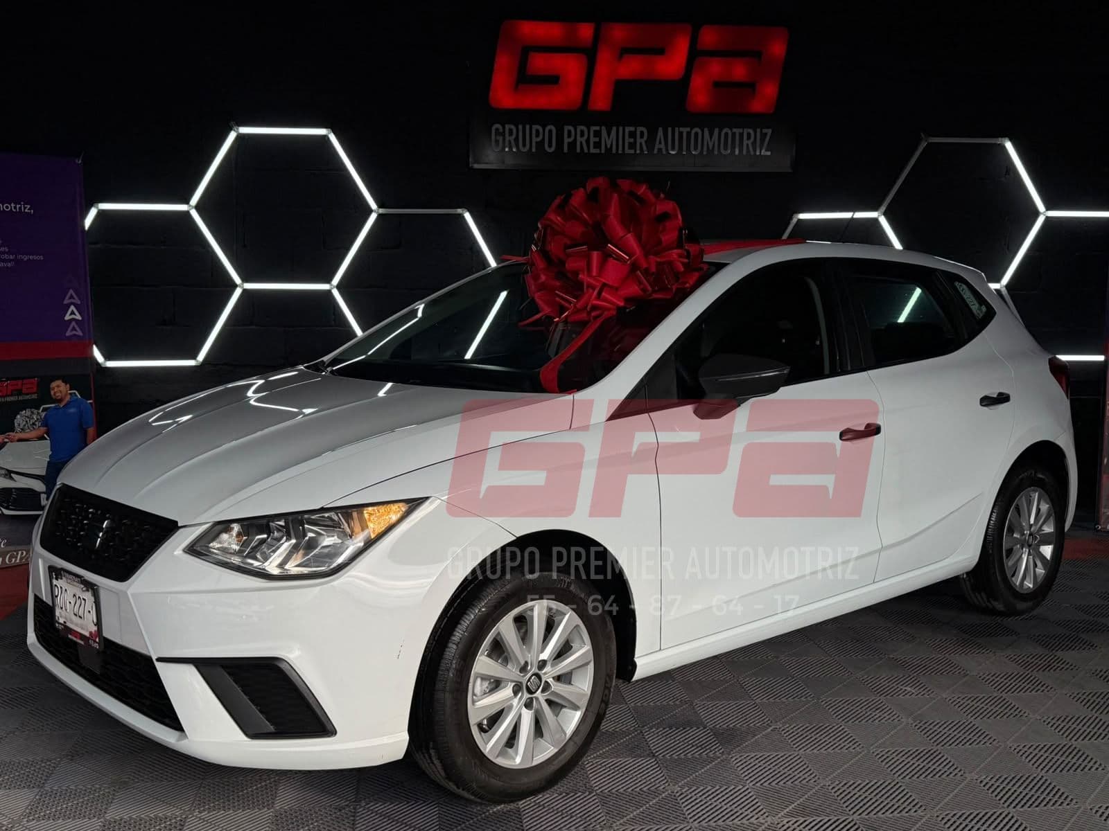Seat Reference 2021 - foto 1 de 17