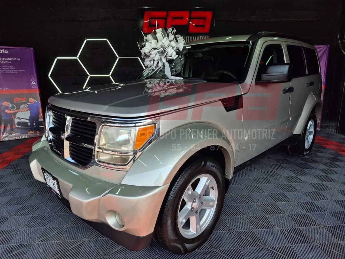 Dodge Nitro SUV · 2008 — seminuevo certificado GPA