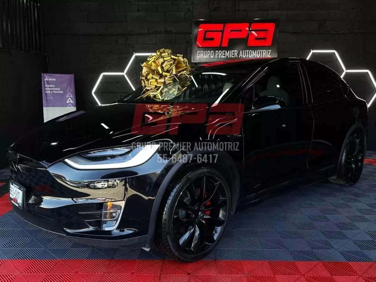 Tesla Model X 2020 - foto 1 de 10