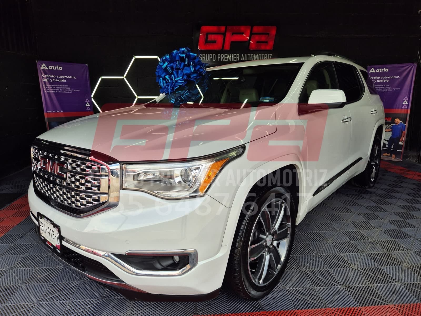 GMC Acadia 2018 - foto 1 de 14