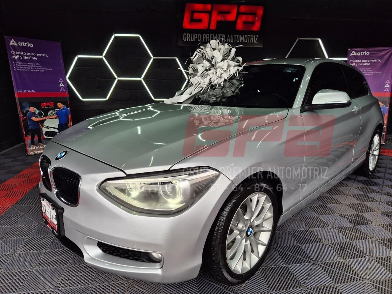 BMW 118i 2015 - foto 1 de 14